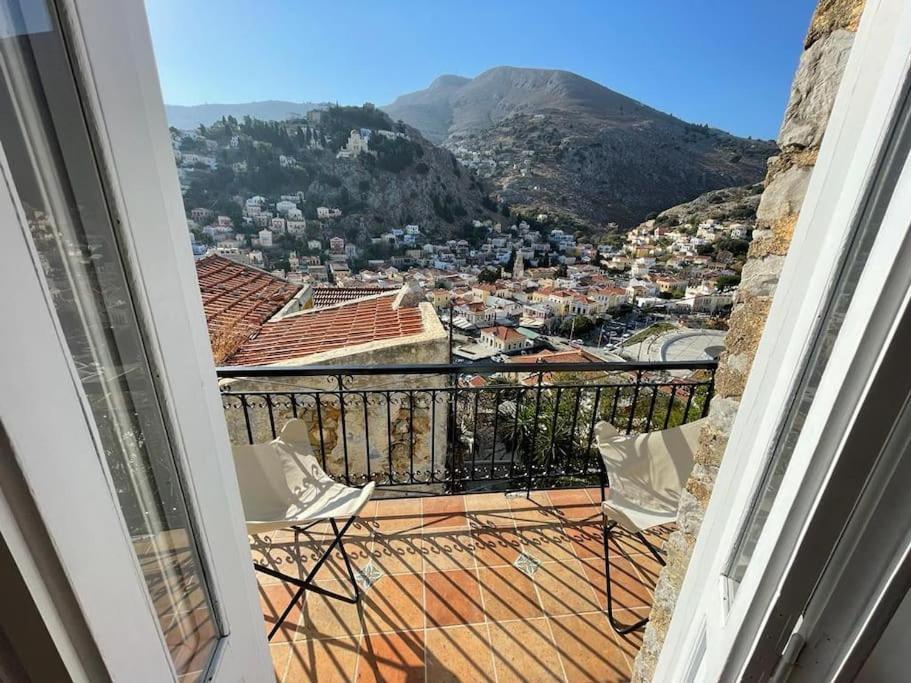 Maison Avec Terrasses Et Vues Symi Exterior foto
