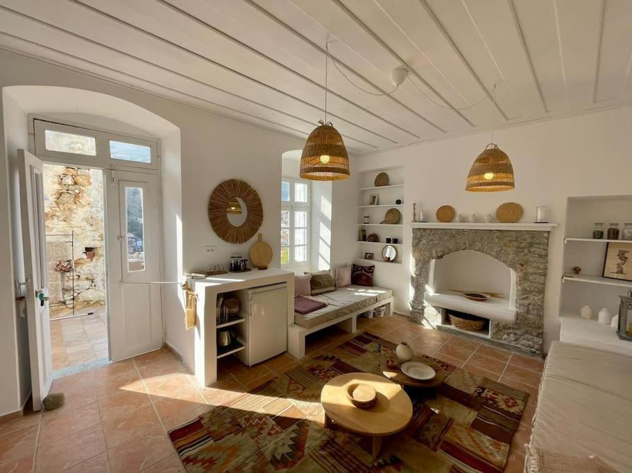 Maison Avec Terrasses Et Vues Symi Exterior foto